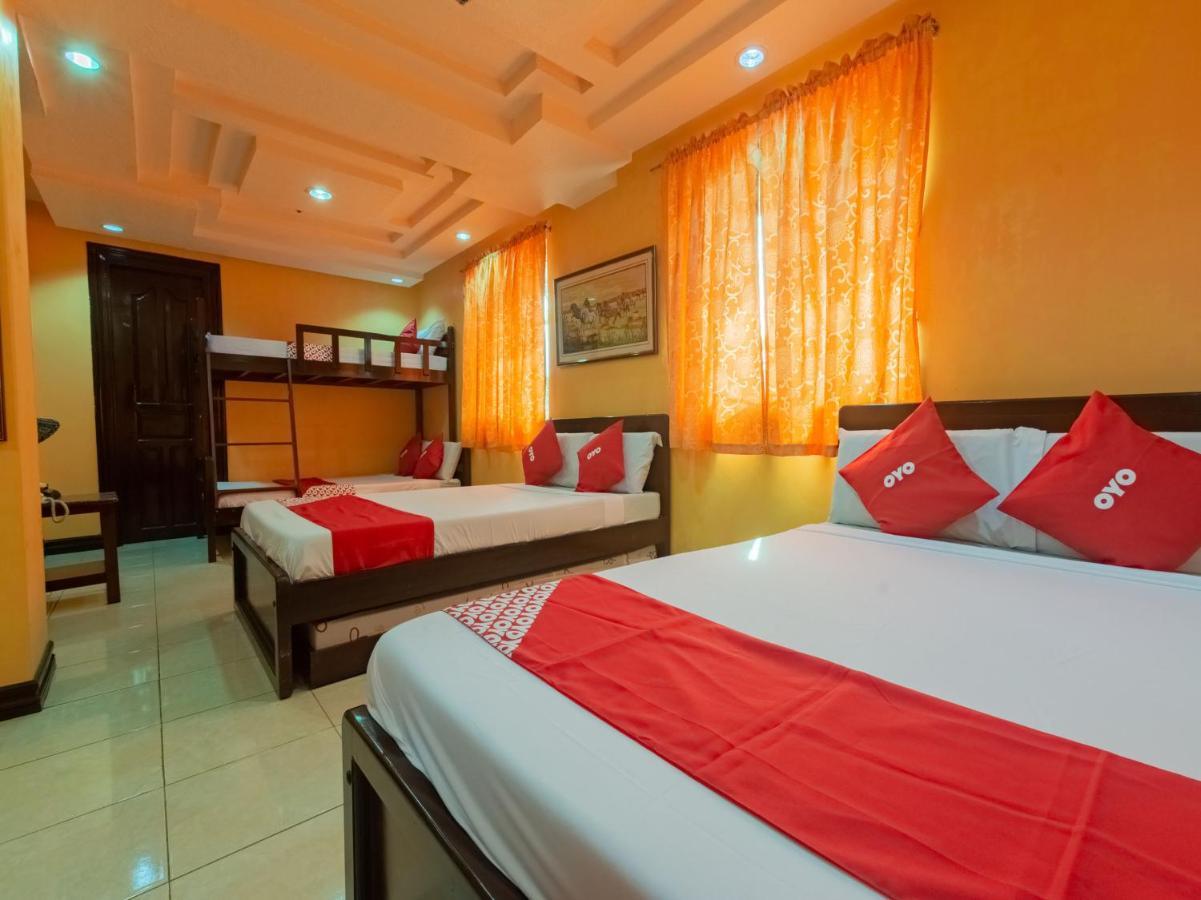 Rooms R Us - Voyagers Palace Puerto Princesa Exterior photo