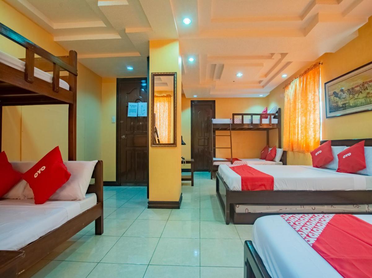 Rooms R Us - Voyagers Palace Puerto Princesa Exterior photo