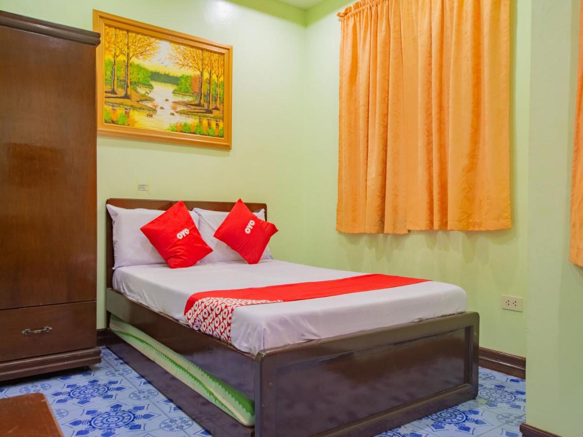 Rooms R Us - Voyagers Palace Puerto Princesa Exterior photo