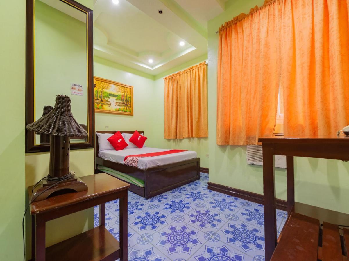 Rooms R Us - Voyagers Palace Puerto Princesa Exterior photo