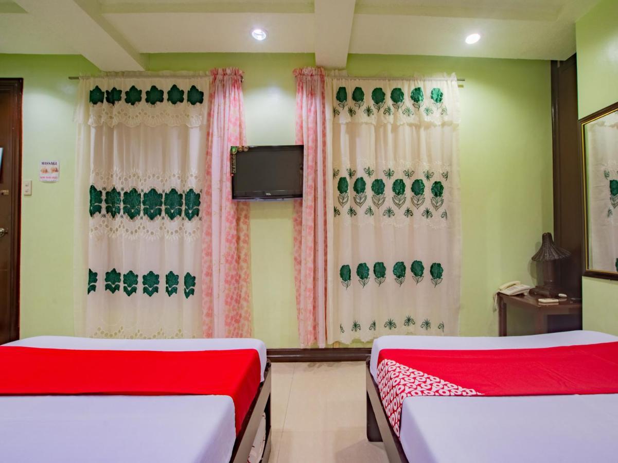 Rooms R Us - Voyagers Palace Puerto Princesa Exterior photo
