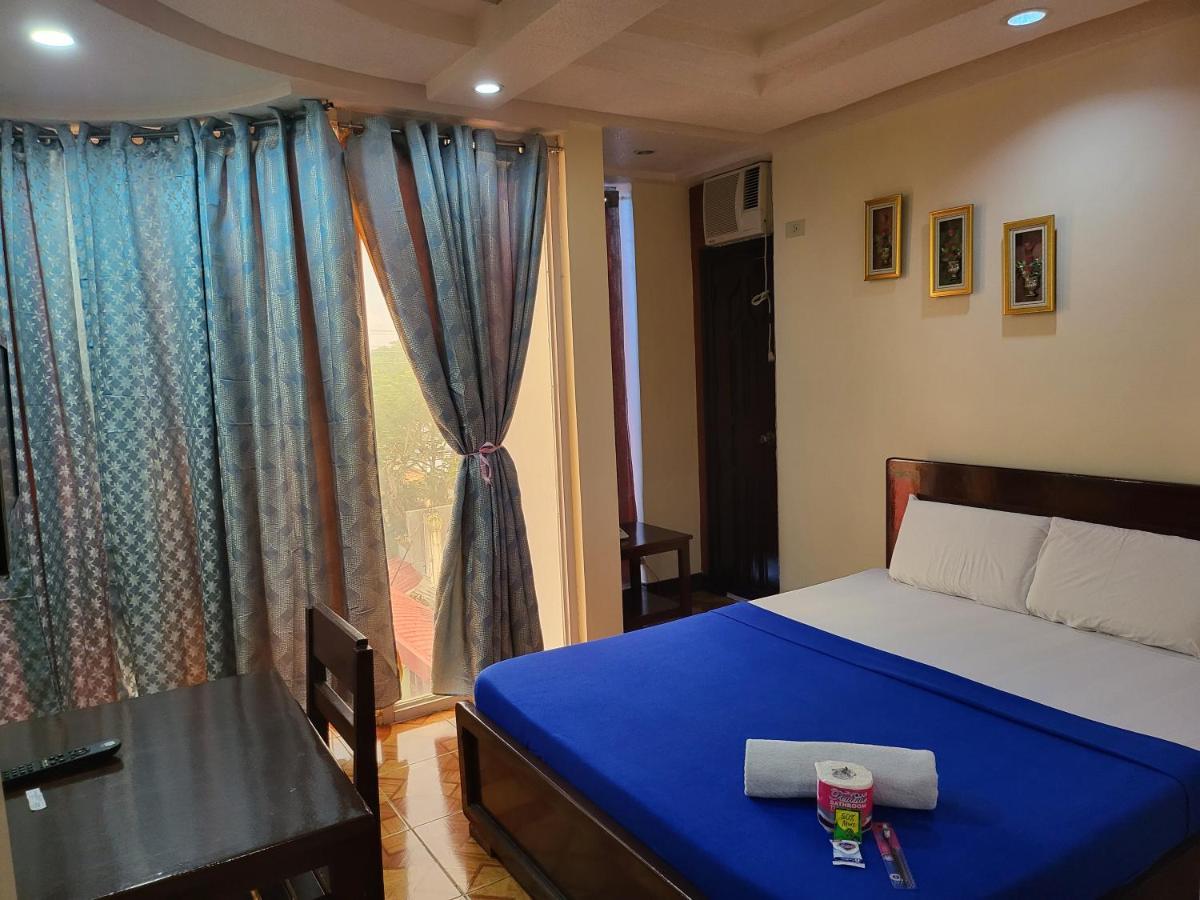 Rooms R Us - Voyagers Palace Puerto Princesa Exterior photo