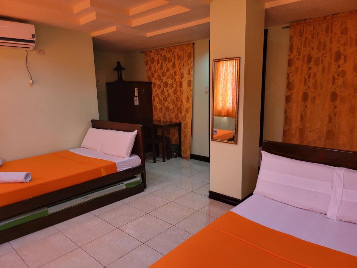Rooms R Us - Voyagers Palace Puerto Princesa Exterior photo